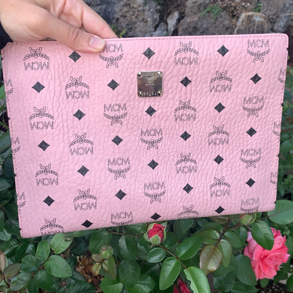 MCM pouch